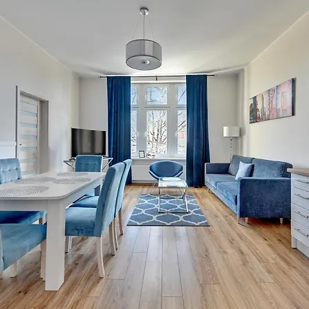 Blue Mandarin Iii Haffnera Apartment *