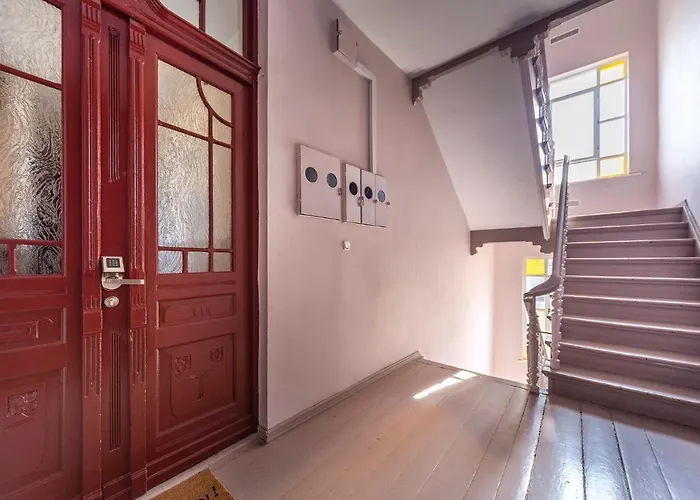 Blue Mandarin Iii Haffnera Apartment