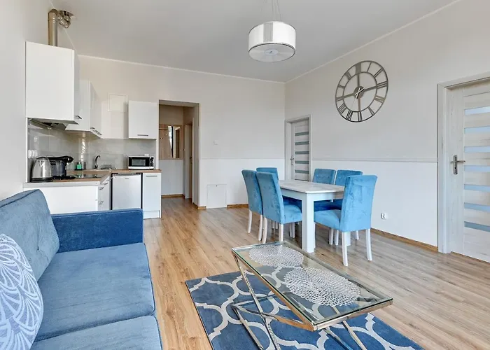 Blue Mandarin Iii Haffnera Apartment